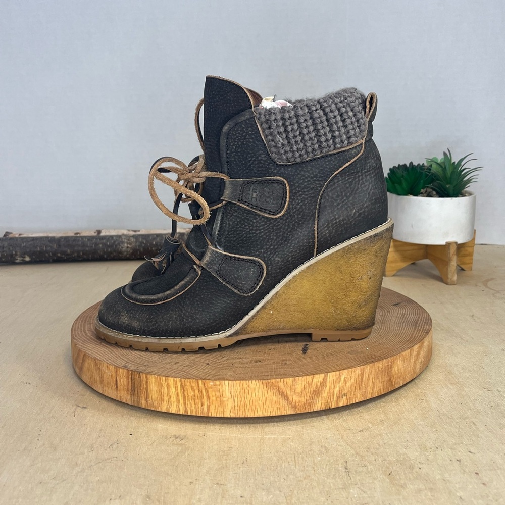 SEE BY CHLOÉ Knit Collar Wedge Lug Boots – Brown Nubuck (Size 39 / US 9)